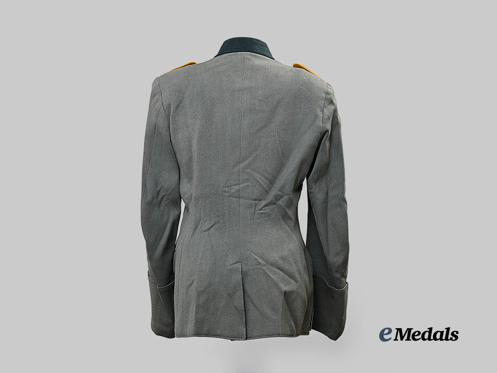 germany,_heer._a_service_tunic_for_a_decorated_hauptmann_of_kavallerie-_regiment5_e_medals__g63402_7