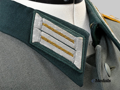 germany,_heer._a_service_tunic_for_a_decorated_hauptmann_of_kavallerie-_regiment5_e_medals__g63402_9