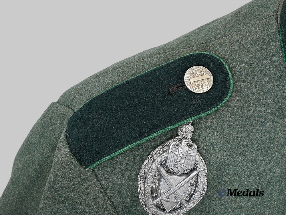 germany,_heer._a_parade_tunic_for_a_gebirgsjäger_obergefreiter,_by_schmidt&_zoeltsch_e_medals__g63403_11