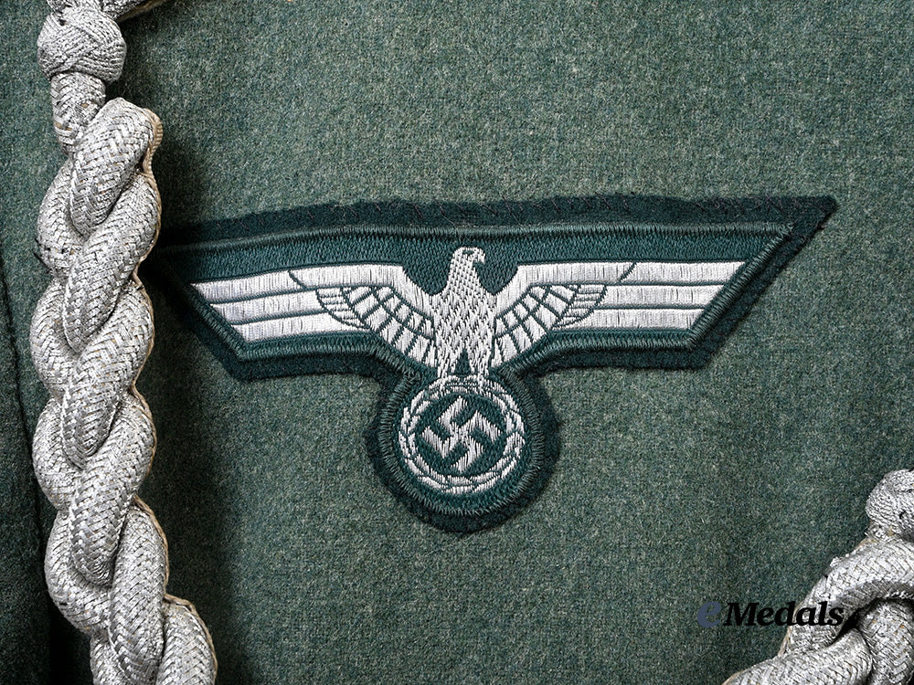 germany,_heer._a_parade_tunic_for_a_gebirgsjäger_obergefreiter,_by_schmidt&_zoeltsch_e_medals__g63403_9