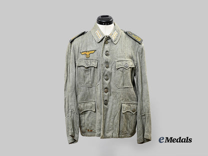 germany,_kriegsmarine._a_drill-_style_service_blouse_for_ship_cadre_battalion_personnel_on_english_channel_duty_e_medals__g63404_2