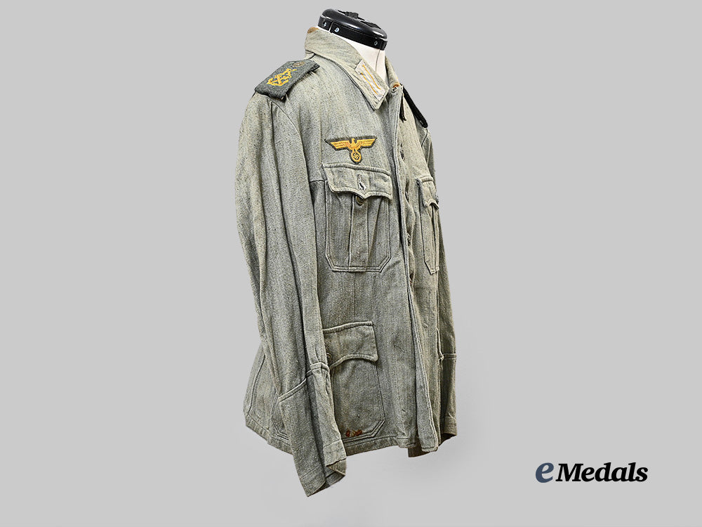 germany,_kriegsmarine._a_drill-_style_service_blouse_for_ship_cadre_battalion_personnel_on_english_channel_duty_e_medals__g63404_3