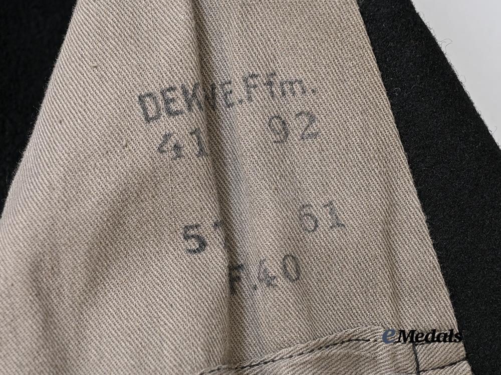 germany,_heer._a_rare_panzer-_grenadier-_division_feldherrnhalle_black_wrap_for_a_feldwebel,_by_d_e_k_a_w_e_e_medals__g63406_19