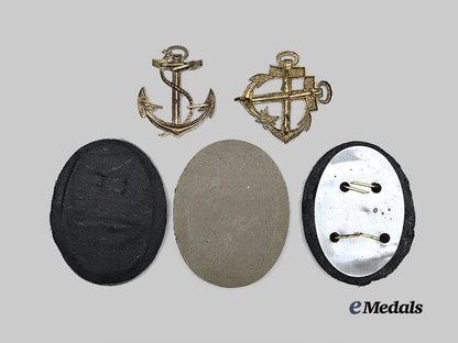 germany,_kriegsmarine._a_lot_of_trade_specialist_sleeve_insignia_e_medals__g63416_3
