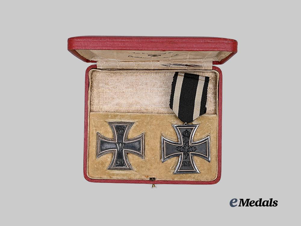 germany,_imperial._a1914_iron_cross_i_i_and_i_class_set_with_luxury_case_e_medals__g63425_3