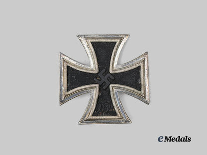 germany,_wehrmacht._a1939_iron_cross_i_class,_with_case,_by_paul_meybauer_e_medals__g63434_8
