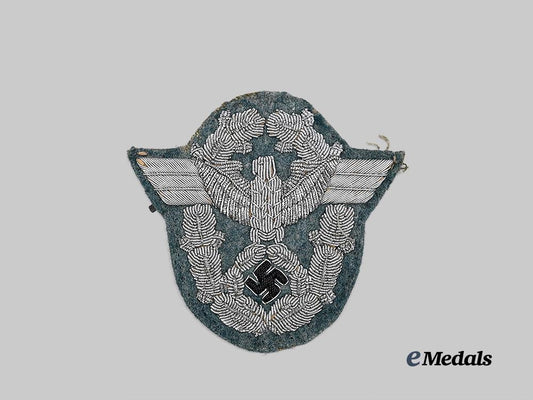 germany,_ordnungspolizei._a_schutzpolizei_sleeve_eagle_for_officer_ranks_e_medals__g63435_2