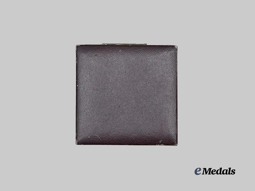 germany,_wehrmacht._a_silver_grade_wound_badge,_with_case_and_stick_pin_miniature,_by_wilhelm_deumer_e_medals__g63439_2