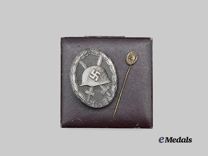 germany,_wehrmacht._a_silver_grade_wound_badge,_with_case_and_stick_pin_miniature,_by_wilhelm_deumer_e_medals__g63439_5