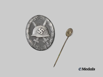 germany,_wehrmacht._a_silver_grade_wound_badge,_with_case_and_stick_pin_miniature,_by_wilhelm_deumer_e_medals__g63439_6