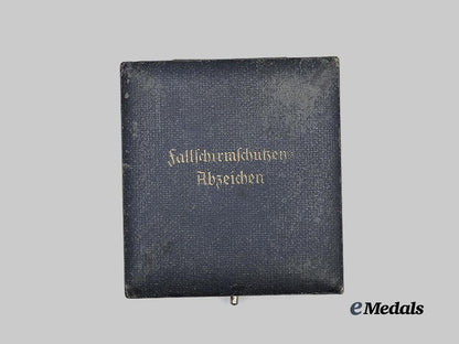 germany,_luftwaffe._a_fallschirmjäger_badge_presentation_case,_brick_pattern_variant3_e_medals__g63446_2