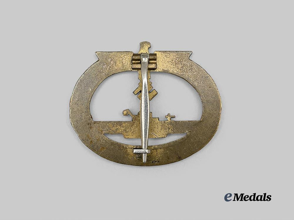 germany,_kriegsmarine._a_u-_boat_war_badge,_variation3,_by_b._h._mayer_e_medals__g63452_3