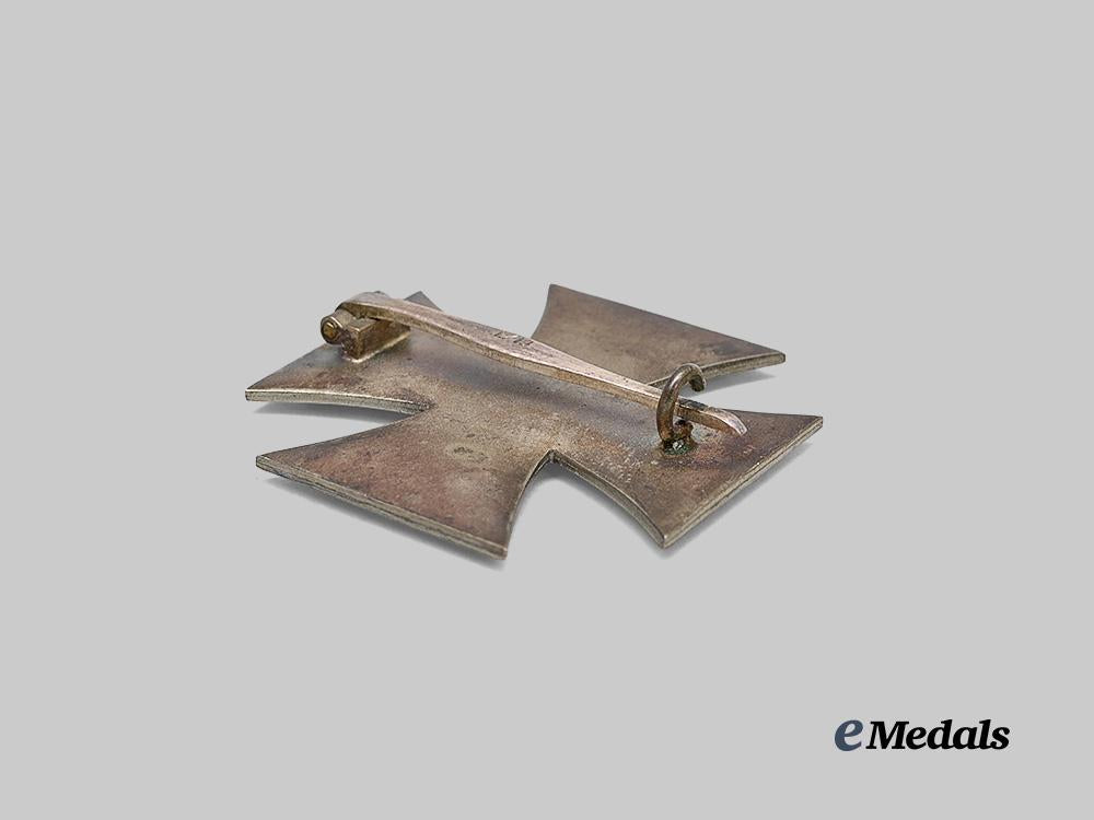 germany,_wehrmacht._a1939_iron_cross_i_class,_with_case,_by_paul_meybauer_e_medals__g63459_7