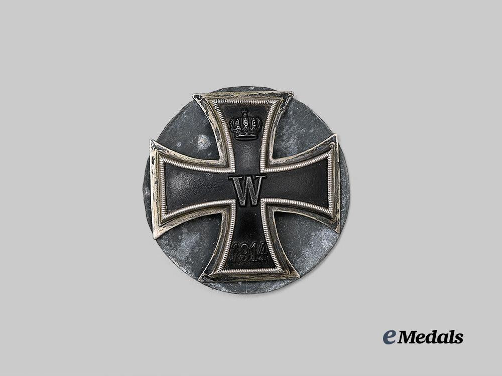 germany,_imperial._a1914_iron_cross_i_class,_screwback_version,_privately-_purchased_example_e_medals__g63462_2