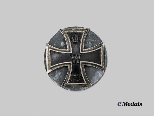 germany,_imperial._a1914_iron_cross_i_class,_screwback_version,_privately-_purchased_example_e_medals__g63462_2