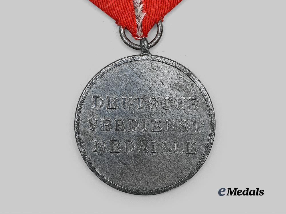 germany,_third_reich._an_order_of_the_german_eagle,_silver_merit_medal_e_medals__g63464_5