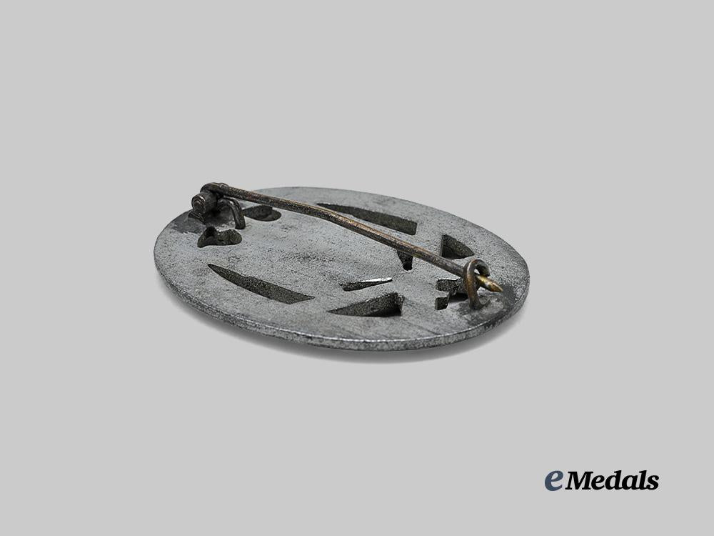 germany,_wehrmacht._a_general_assault_bade,_with_l_d_o_package,_unknown_maker_variant_e_medals__g63466_6