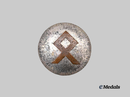 germany,_third_reich._a_germanic_folk_art_brooch_in_silver_e_medals__g63481_2