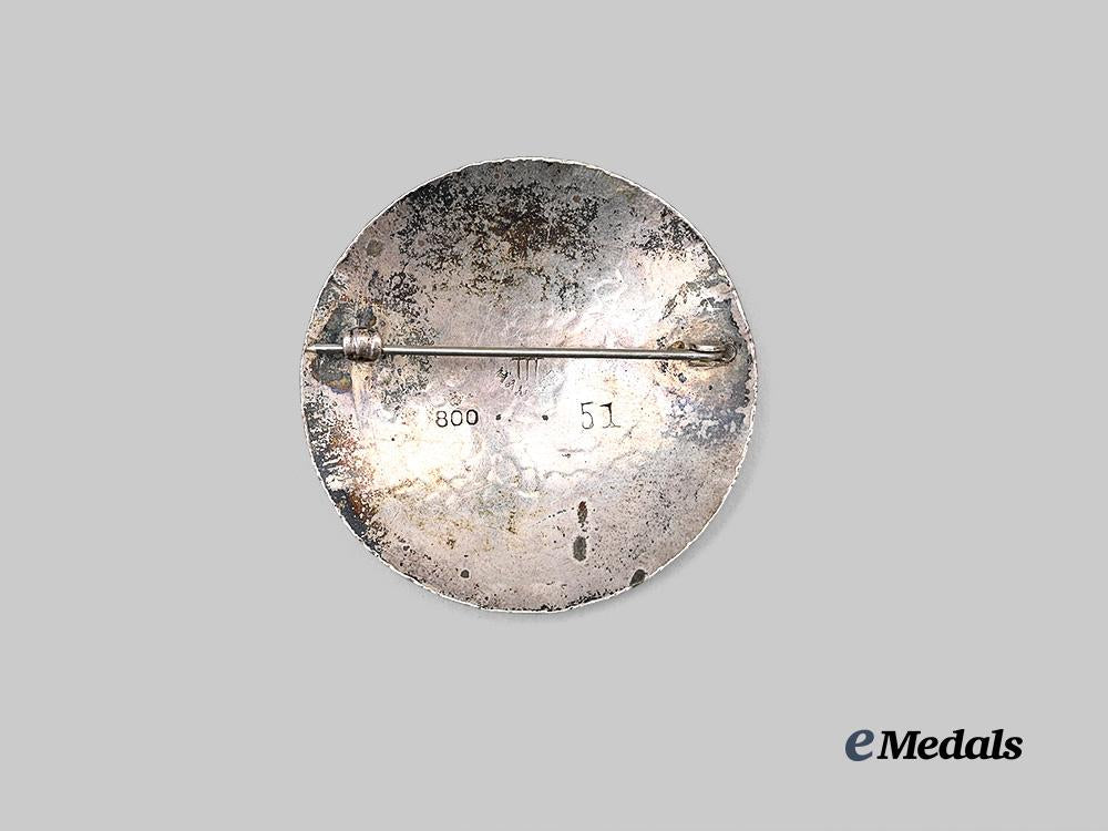 germany,_third_reich._a_germanic_folk_art_brooch_in_silver_e_medals__g63481_3