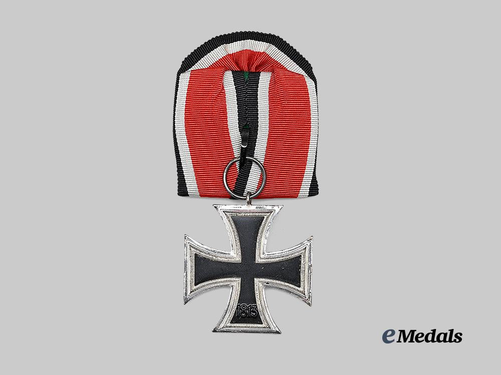 germany,_wehrmacht._a_mint1939_iron_cross_i_i_class,_schinkel_variant_on_parade_mount,_by_wilhelm_deumer_e_medals__g63486_4