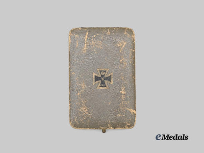 germany,_imperial._a1914_iron_cross_i_i_class,_privately-_purchased_example,_with_case_e_medals__g63499_2