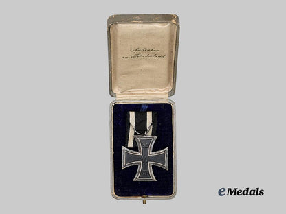 germany,_imperial._a1914_iron_cross_i_i_class,_privately-_purchased_example,_with_case_e_medals__g63499_3