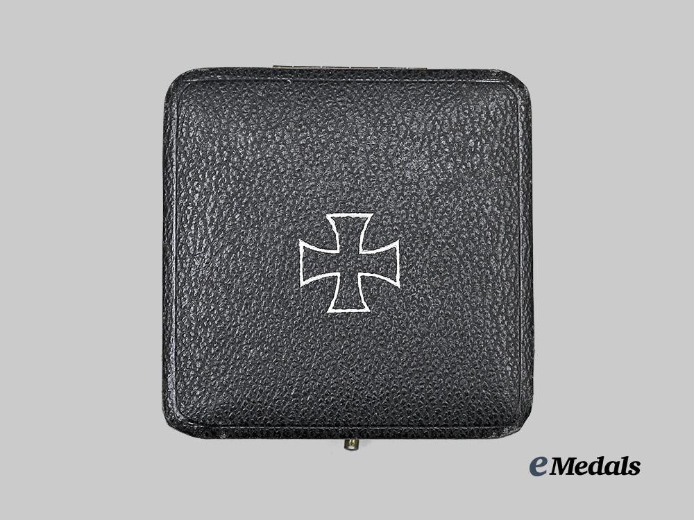 germany,_wehrmacht._a1939_iron_cross_i_class,_with_case,_by_c._f._zimmermann_e_medals__g63500_2
