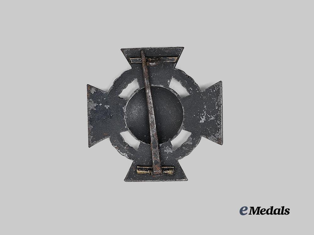 oldenburg,_grand_duchy._a_friedrich_august_cross,_i_class_e_medals__g63501_3