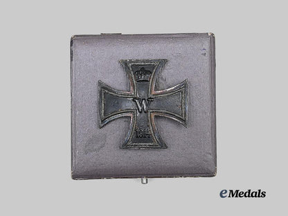 germany,_imperial._a1914_iron_cross_i_class,_privately-_purchased_example,_with_case_e_medals__g63510_5