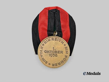 germany,_third_reich._a_sudetenland_medal,_on_parade_mount_with_package,_by_josef_bergs&_co._e_medals__g63516_7