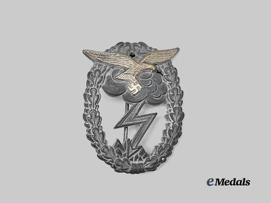 germany,_luftwaffe._a_ground_assault_badge,_by_j._e._hammer&_söhne_e_medals__g63522_2