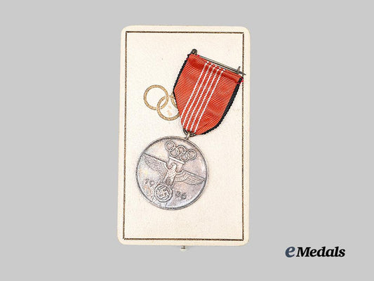 germany,_third_reich._an_olympic_games_commemorative_medal,_with_case_e_medals__g63528_4