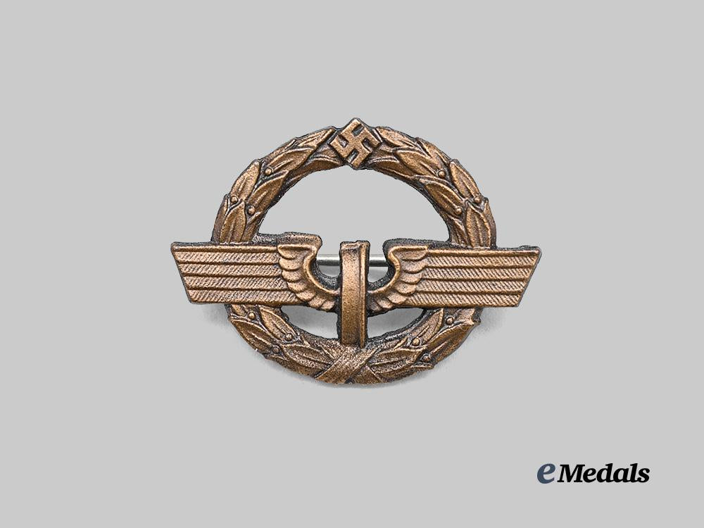 germany,_third_reich._a_rare_reichsbahn_female_staff_service_badge_e_medals__g63529_2