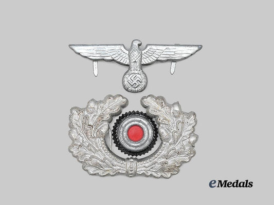 germany,_heer._a_set_of_visor_cap_insignia_for_enlisted_ranks_e_medals__g63537_2