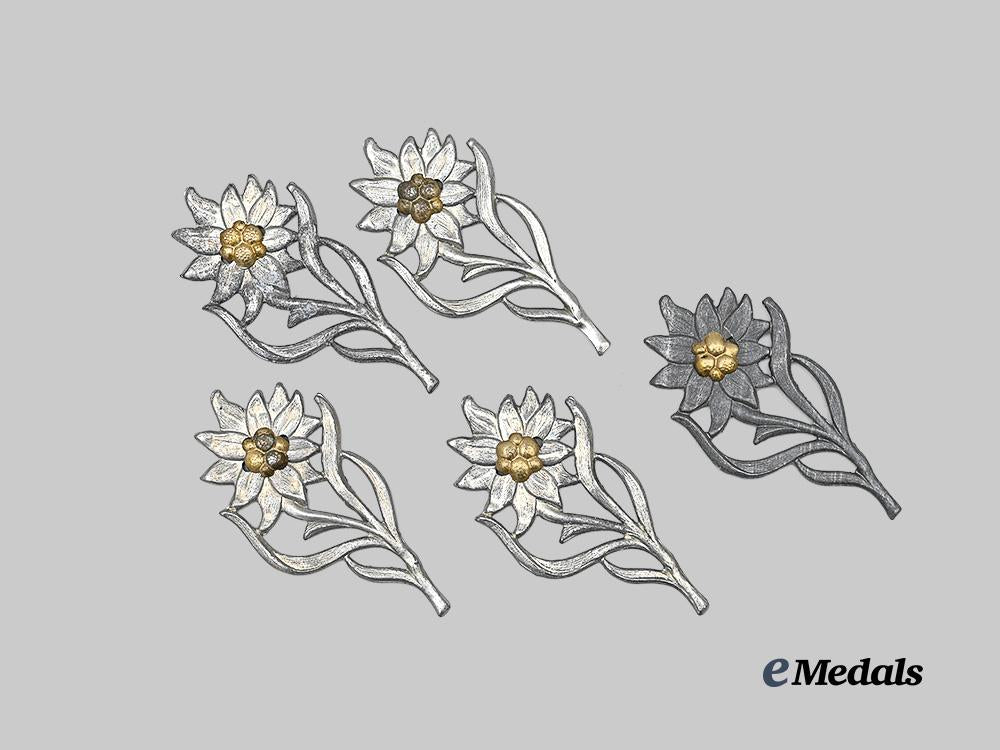 germany,_third_reich._a_mixed_lot_of_edelweiss_cap_insignia_for_h_j_and_s_a_personnel_e_medals__g63539_2