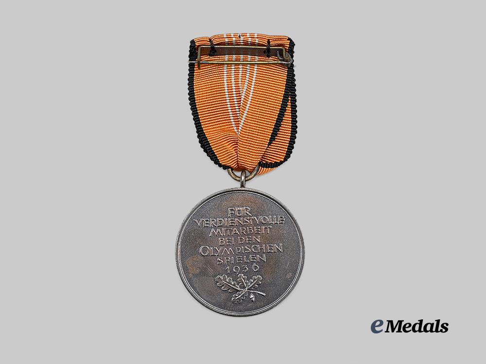 germany,_third_reich._an_olympic_games_commemorative_medal,_with_case_e_medals__g63557_7