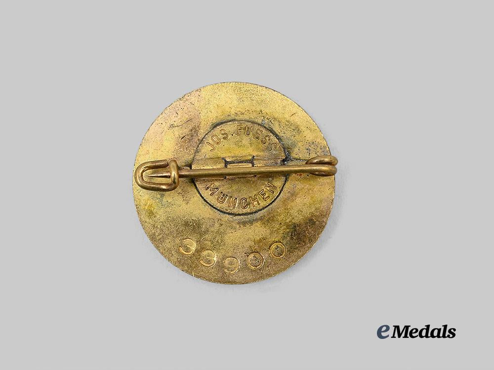 germany,_n_s_d_a_p._a_golden_party_badge,_small_version_to_peter_vordermaier,_by_josef_fuess_e_medals__g63572_3