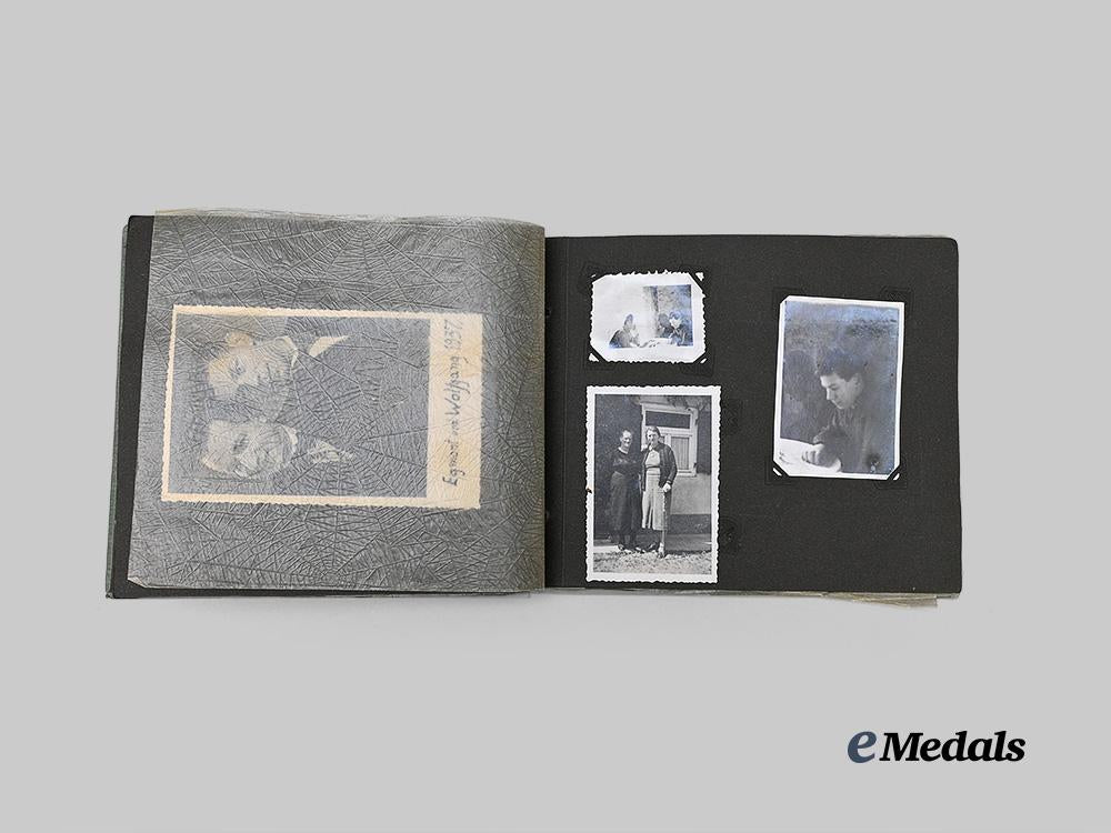 germany,_heer._the_photo_album,_awards,_and_insignia_of_wolfgang_schulz,_qualified_helmsman_e_medals__g63573_12
