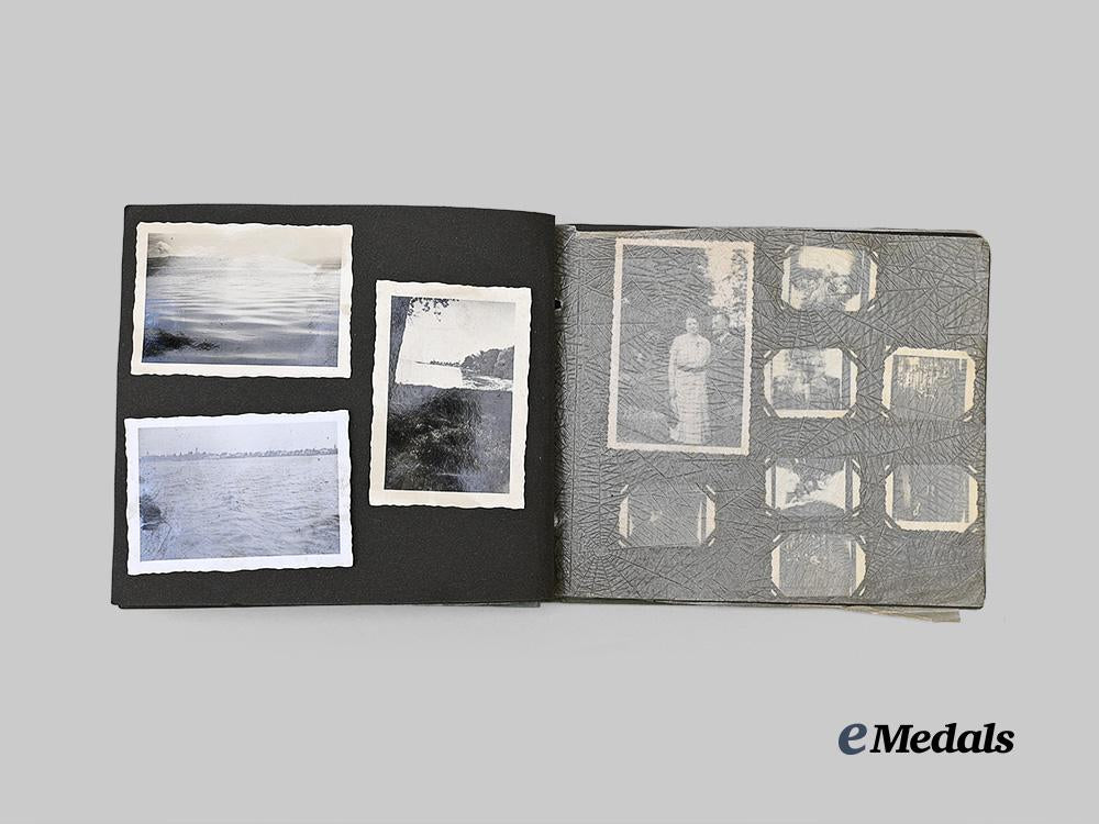 germany,_heer._the_photo_album,_awards,_and_insignia_of_wolfgang_schulz,_qualified_helmsman_e_medals__g63573_13