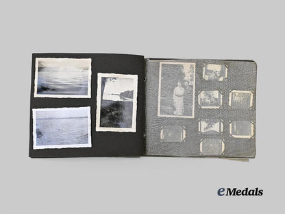 germany,_heer._the_photo_album,_awards,_and_insignia_of_wolfgang_schulz,_qualified_helmsman_e_medals__g63573_13
