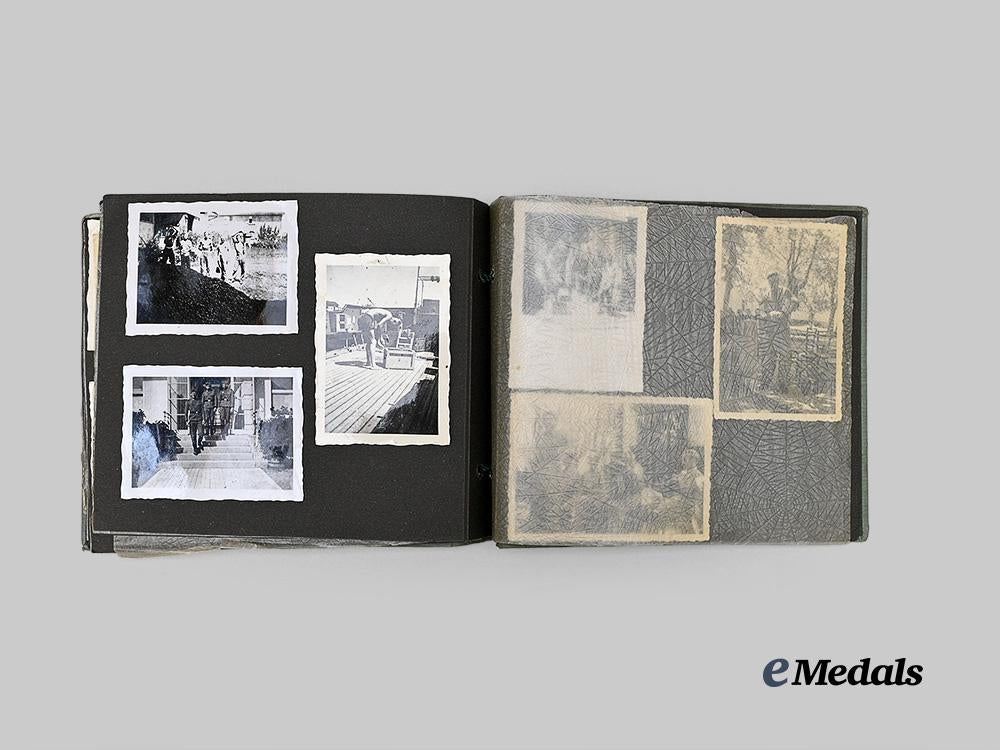 germany,_heer._the_photo_album,_awards,_and_insignia_of_wolfgang_schulz,_qualified_helmsman_e_medals__g63573_21