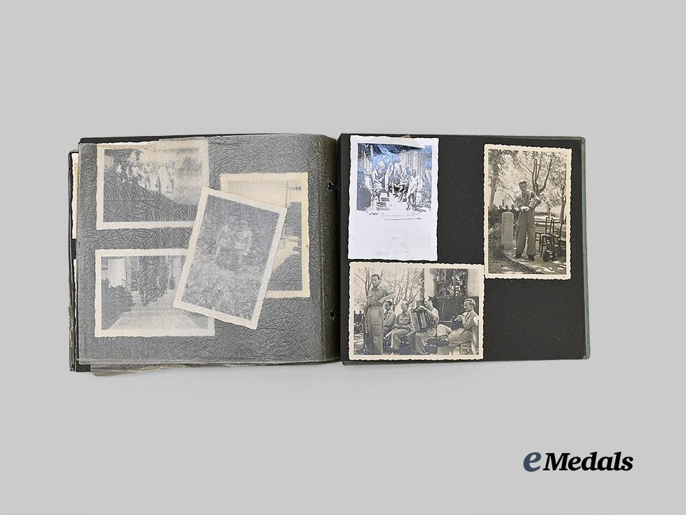 germany,_heer._the_photo_album,_awards,_and_insignia_of_wolfgang_schulz,_qualified_helmsman_e_medals__g63573_22