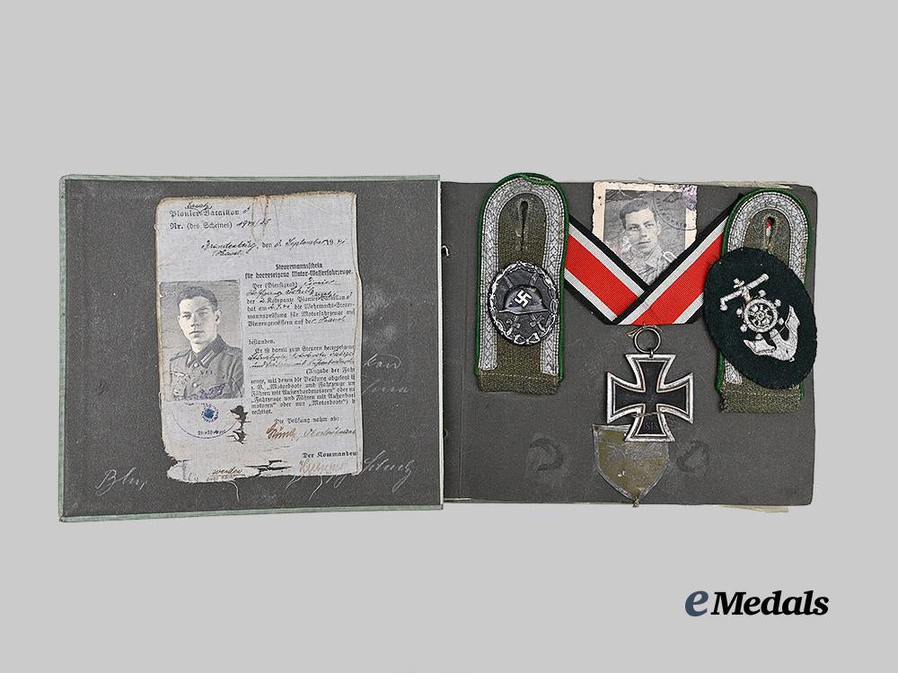 germany,_heer._the_photo_album,_awards,_and_insignia_of_wolfgang_schulz,_qualified_helmsman_e_medals__g63573_3