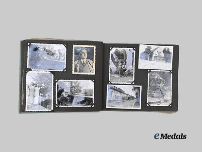 germany,_heer._the_photo_album,_awards,_and_insignia_of_wolfgang_schulz,_qualified_helmsman_e_medals__g63573_6