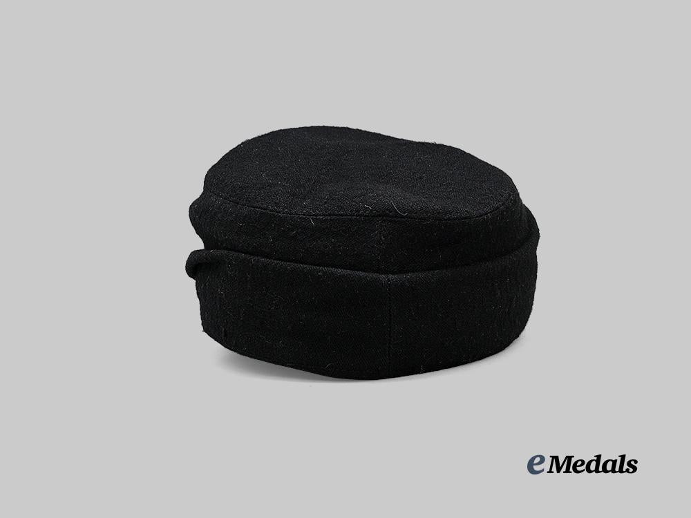 germany,_h_j._a_winter_service_cap_e_medals__g63576_5