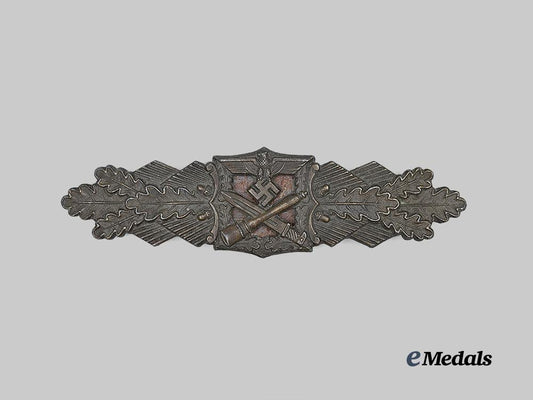 germany,_wehrmacht._a_close_combat_clasp,_bronze_grade,_large_font_variant_by_a._g._m.u._k._e_medals__g63582_2
