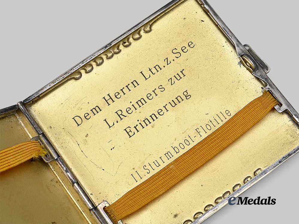 germany,_kriegsmarine._a_i_i._sturmboot-_flotille_commemorative_cigarette_case,_owner-_attributed_example_e_medals__g63587_4