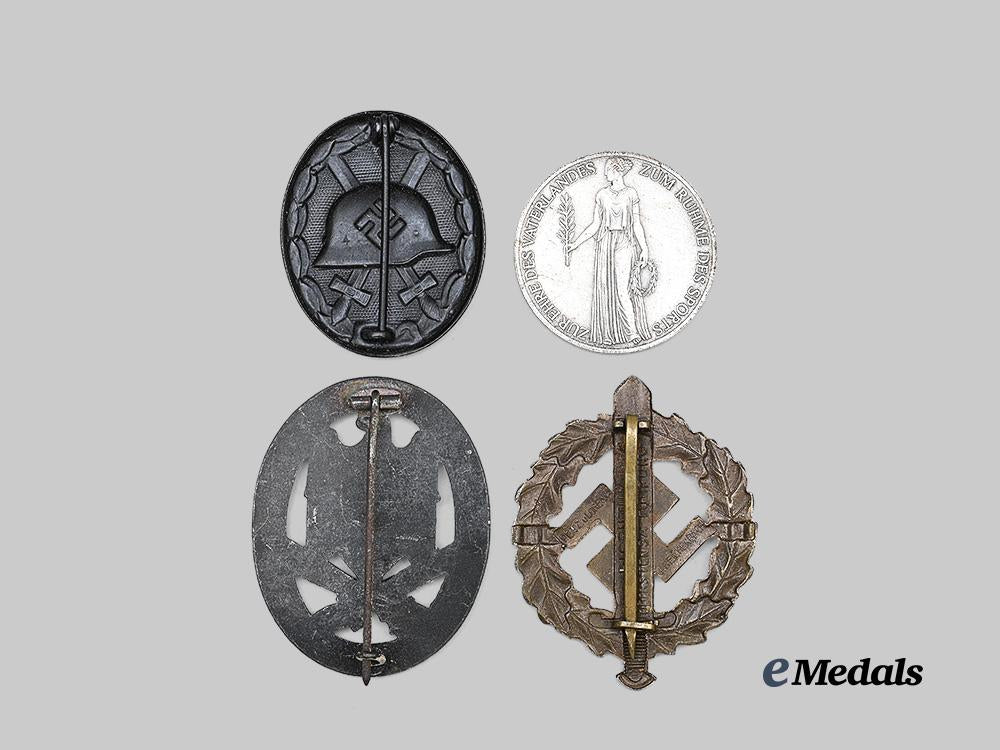 germany,_third_reich._a_lot_of_badges_for_military_and_sports_service_e_medals__g63588_5