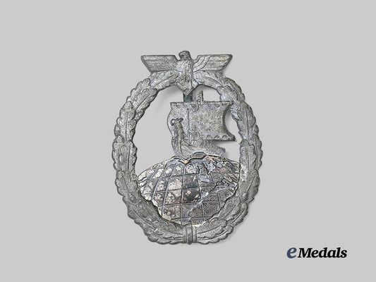 germany,_kriegsmarine._an_auxiliary_cruiser_war_badge,_variation4,_by_steinhauer&_lück_e_medals__g63601_2