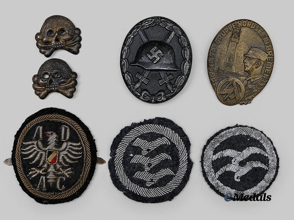 germany,_third_reich._a_mixed_lot_of_badges_e_medals__g63603_3